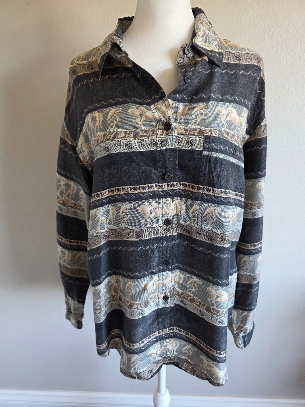 Vintage Metro Express Silk Blouse Women Size M Equestrian Warrior 80s Washable